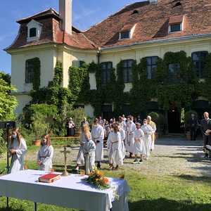 Fronleichnam unter schönem Himmel