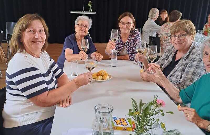 Begegnungsnachmittag / Anna Gruber-Schreiner